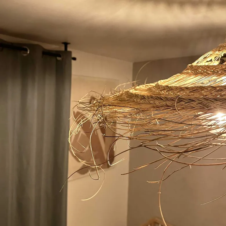 Abat-jour pour suspension naturelle ajourée m forme parasol fibre alfa