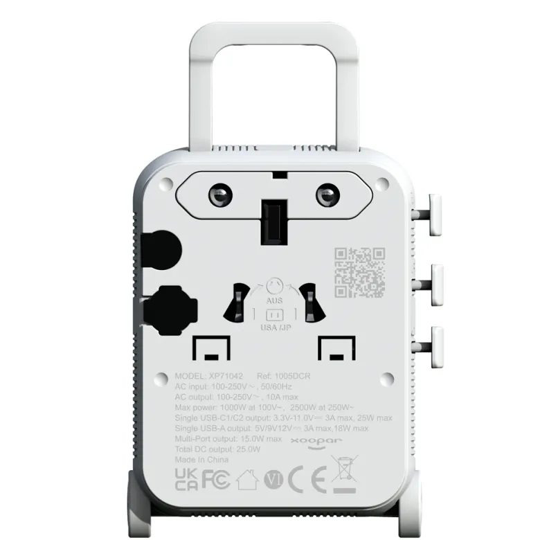 Adaptateur universel de voyage avec USB-C 25W 150 pays Blanc