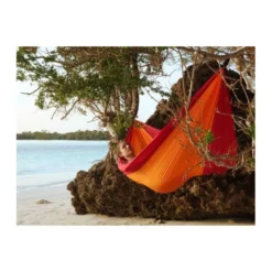 Adventure traveler feu
