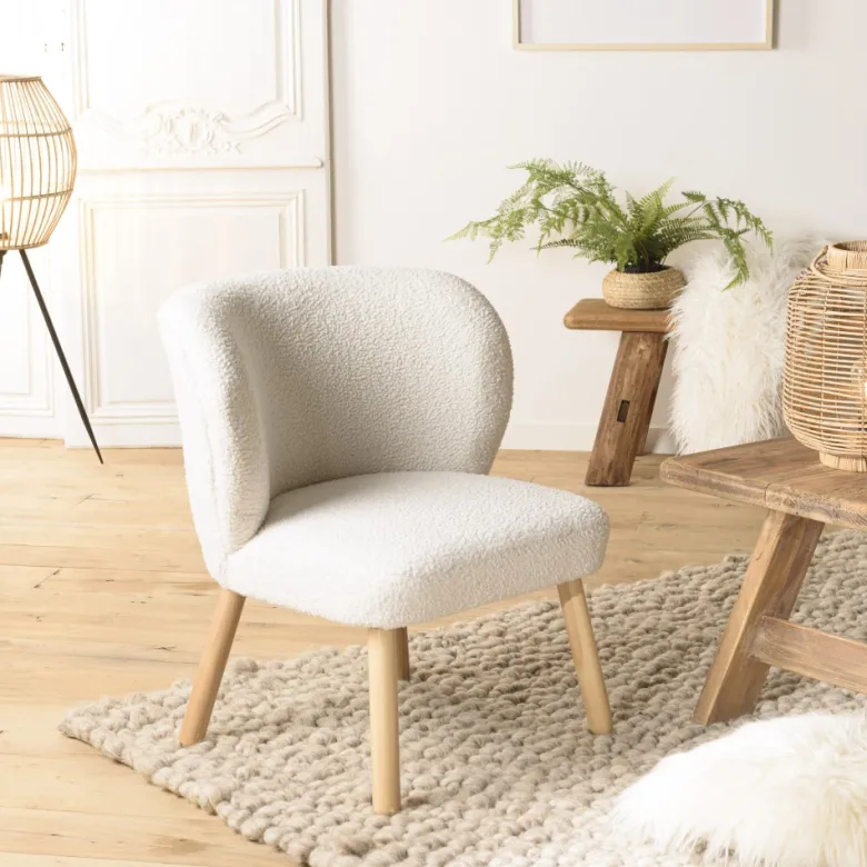 Agathe - fauteuil pieds en bois et en tissu bouclette blanc
