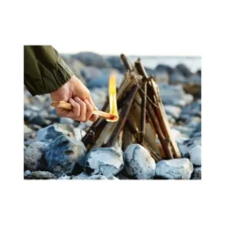 Allume-feu light my fire mayastick on a rope