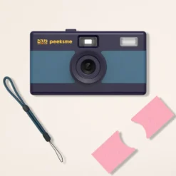 Appareil photo peeksme bleu + 1 paire de clips rose + 1 lanière bleue