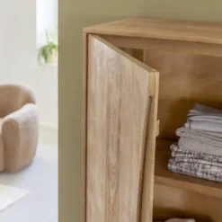Armoire en bois de manguier