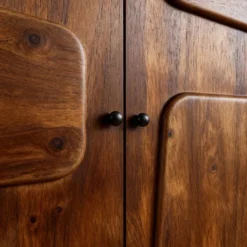 Armoire en bois manguier