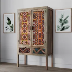 Armoire 2 portes 2 tiroirs en manguier et cannage coloré - massaï