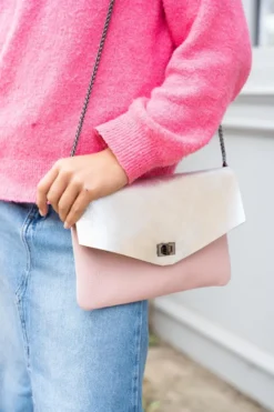 Atelier - pochette en cuir - paris
