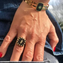 Bague ajustable carré – agate noire