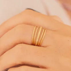 Bague réglable dorée à cinq anneaux