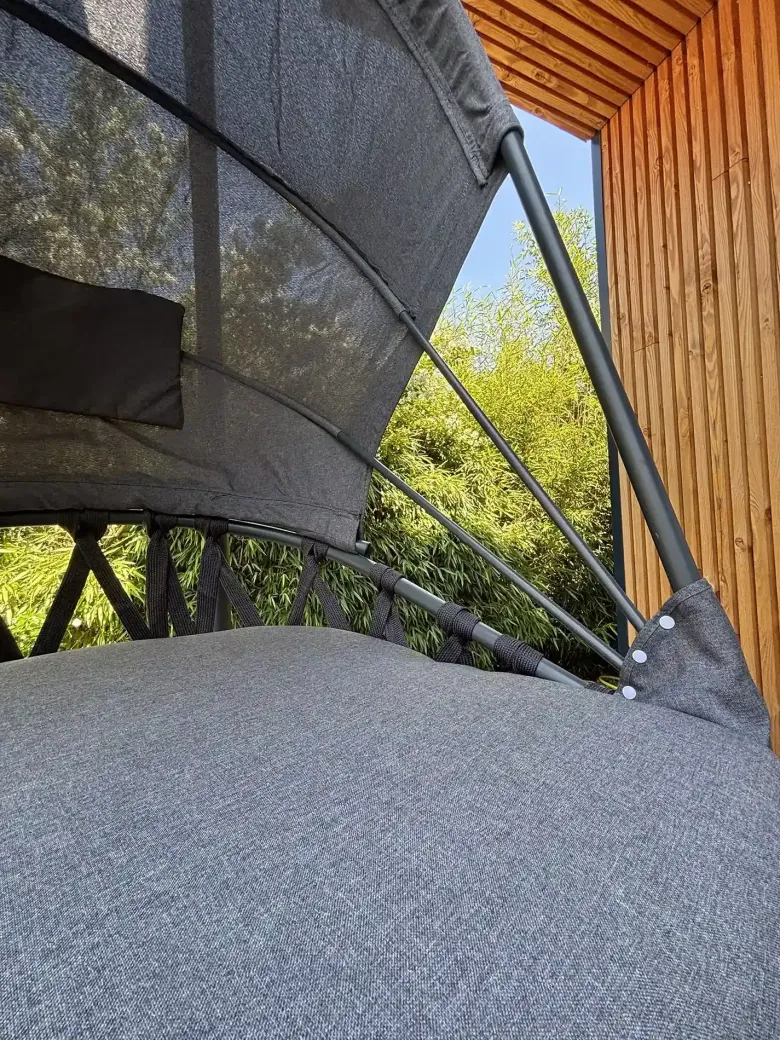Balancelle de jardin en acier avec coussins - gris anthracite