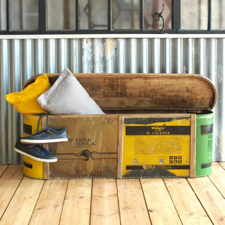 Banc coffre en bois et métal recyclé