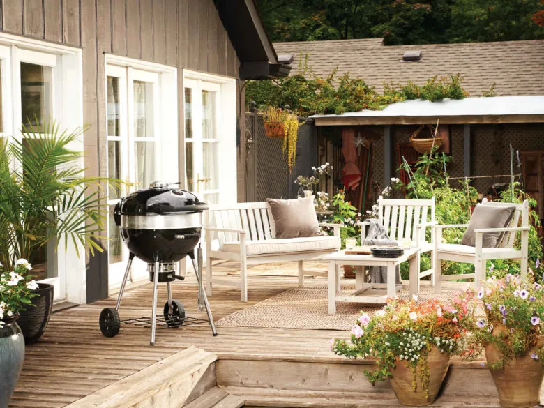 Barbecue à charbon charcoal kettle pro 57 cm + housse de protection + lot de 2 p