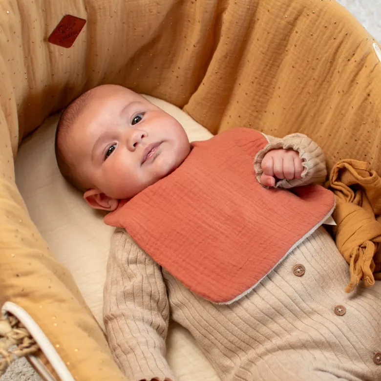 Bavoir en gaze de coton jeanne beige