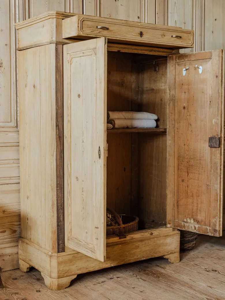 Blandine, l'armoire en bois n°439