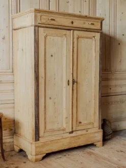 Blandine, l'armoire en bois n°439