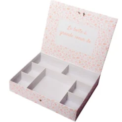Boite à grande soeur remplie de cadeaux