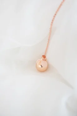 Bola holbox or rose