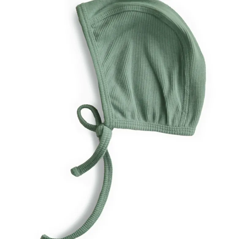 Bonnet de naissance à nouer roman green