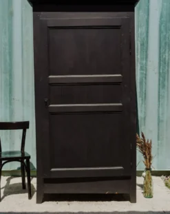 Bonnetière en bois noir n°433