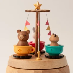 Boîte à musique tasses animaux