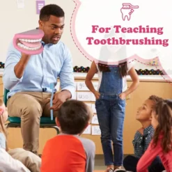 Bouche géante avec langue