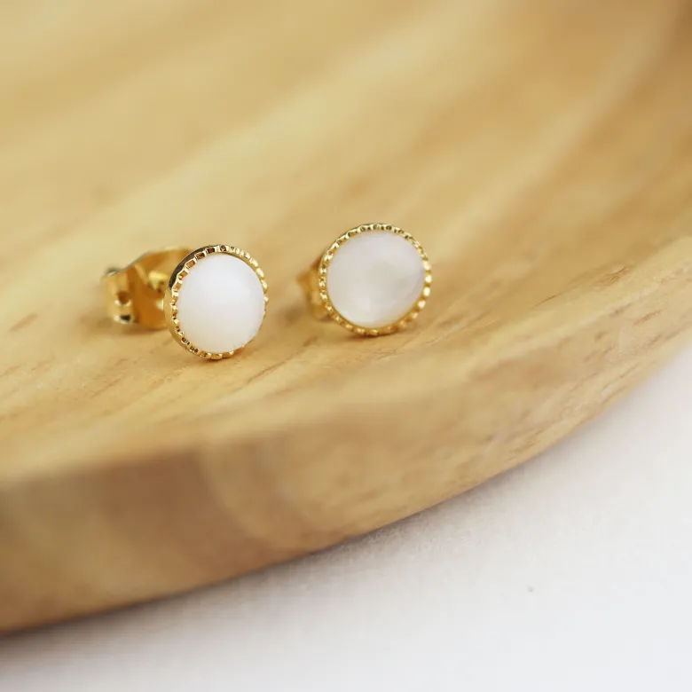 Boucles d'oreilles puces - nacre