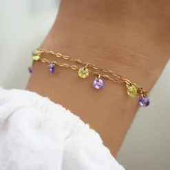 Bracelet fin avec breloques : cristaux jaunes en zirconium
