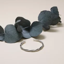 Bracelet jonc torsadé en argent