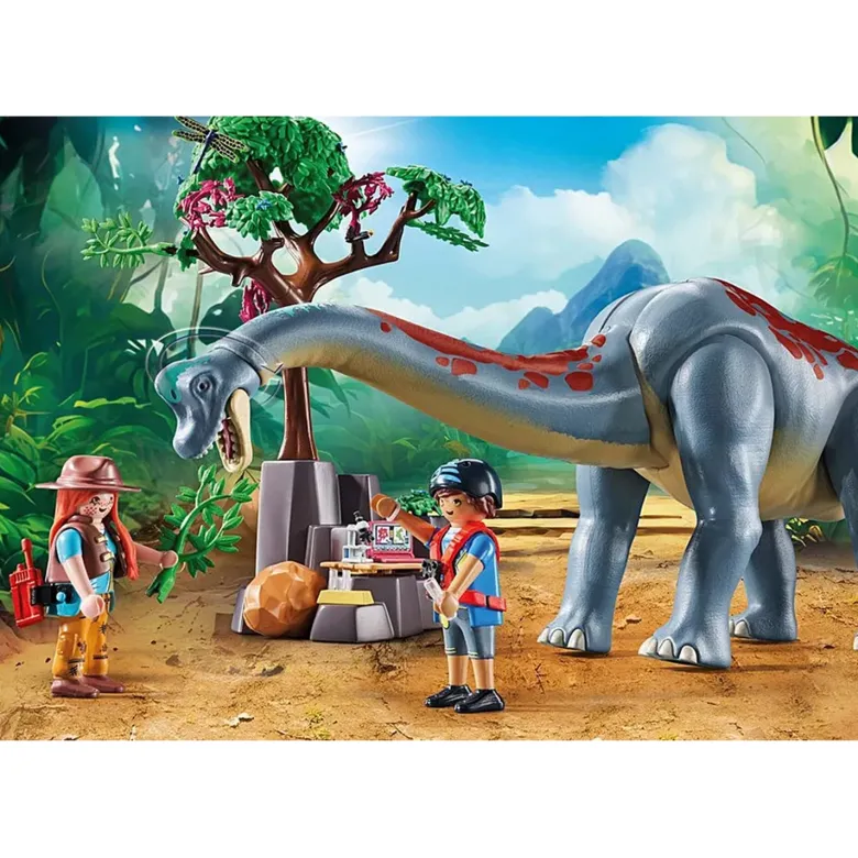Brachiosaure avec explorateurs et aérogl