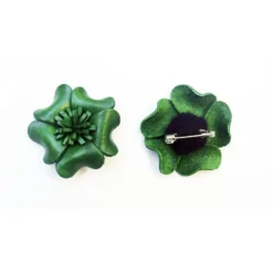 Broche cuir fleur
