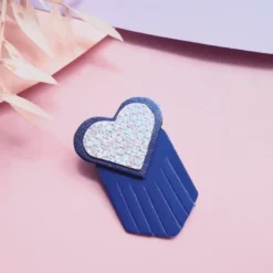 Broche en cuir coeur ex-voto klein