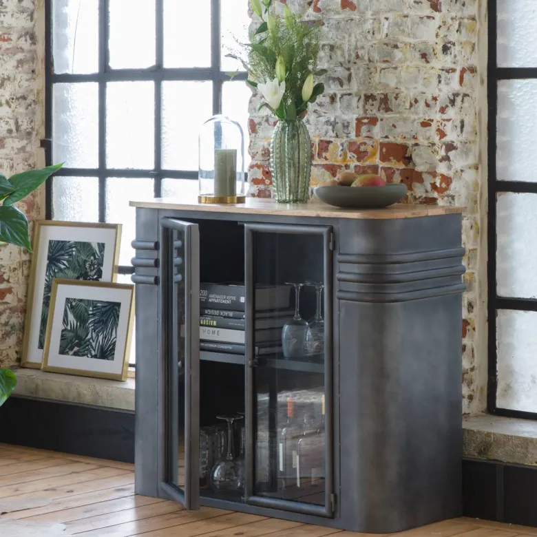 Buffet vitrine en métal locker