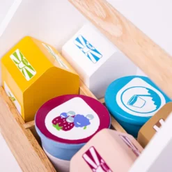 Caisse de produits laitiers en bois