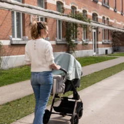 Cape d'allaitement mom'n play green Vert