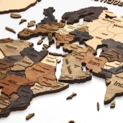 Carte du monde en bois 3D