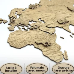 Carte du monde en bois 2d claire l