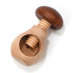 Casse-noix champignon en bois