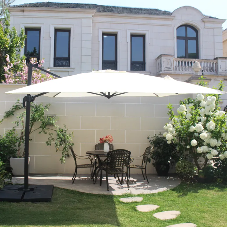 Cesare parasol ecru déporté rectangle 3 x 4 m rotatif à 360