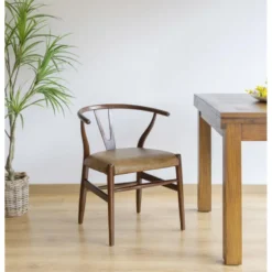 Chaise cuir bois marron - décoration