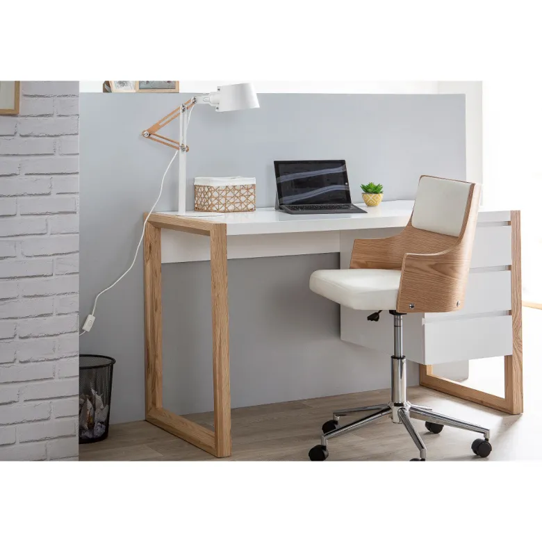 Chaise de bureau à roulettes blanc, bois clair et acier chromé mayol