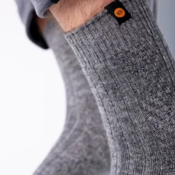 Chaussettes en laine gris