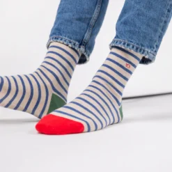 Chaussettes rayures larges beige et bleu