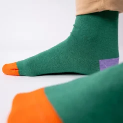 Chaussettes unies vert (violet-orange)