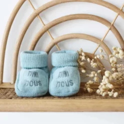 Chaussons naissance - mini nous #cce8d2