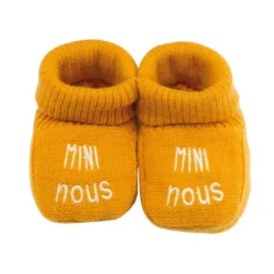 Chaussons naissance - mini nous #edbe00