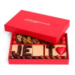 Coffret cadeau assortiment de chocolats noir praliné & gianduja Je t'aime 175g