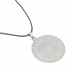 Collier calendrier aztèque