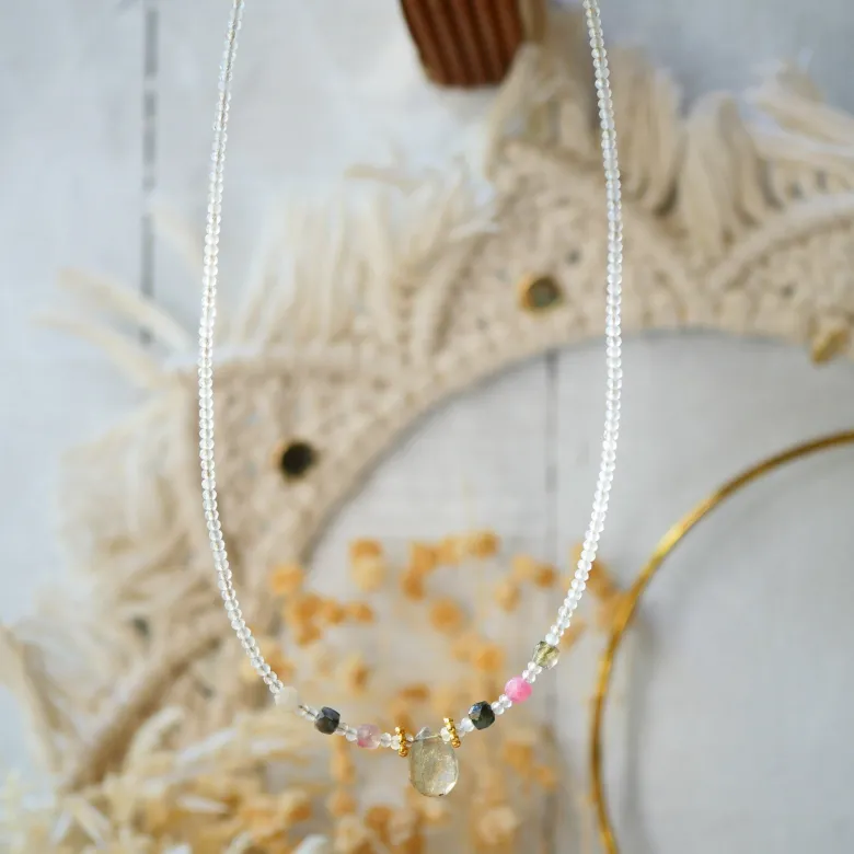 Collier devta pierre de lune