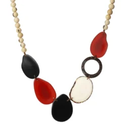 Collier en ivoire végétal