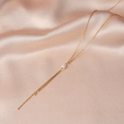 Collier en y perle