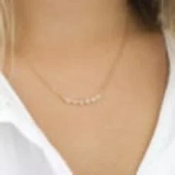 Collier fin et perles de quartz rose